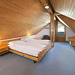 Schweizerhof 4 Apartamento Lenzerheide