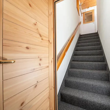 Schweizerhof Haus 4 *