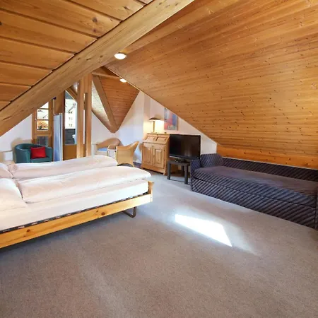 Schweizerhof Haus 4 *