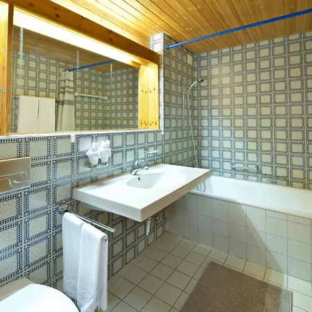 Schweizerhof Haus 4 Apartamento *