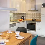 Schweizerhof 4 *