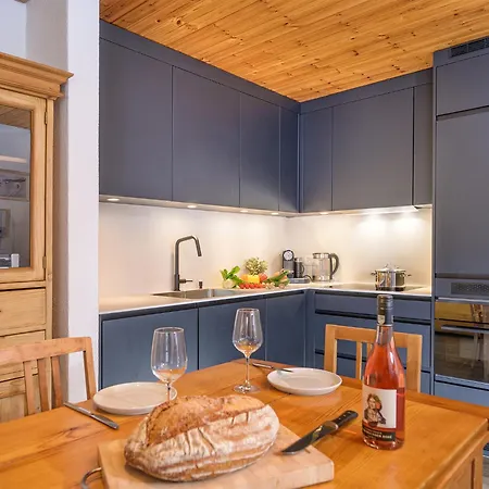 Apartment Schweizerhof 4 Lenzerheide